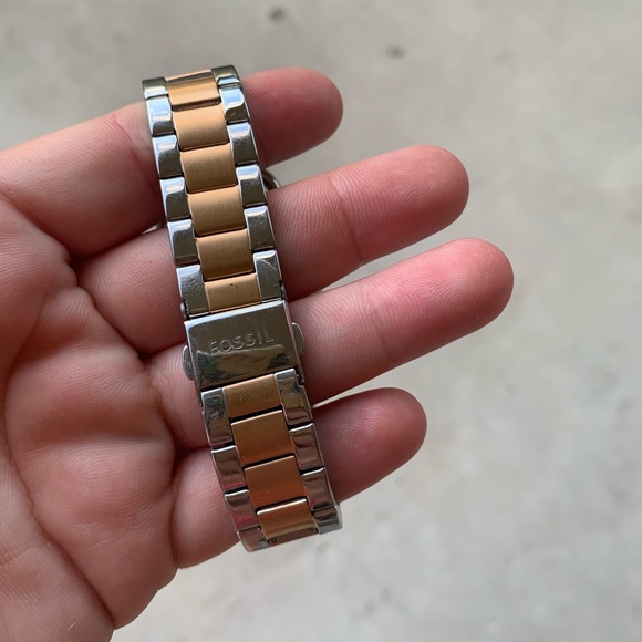 Fossil watch